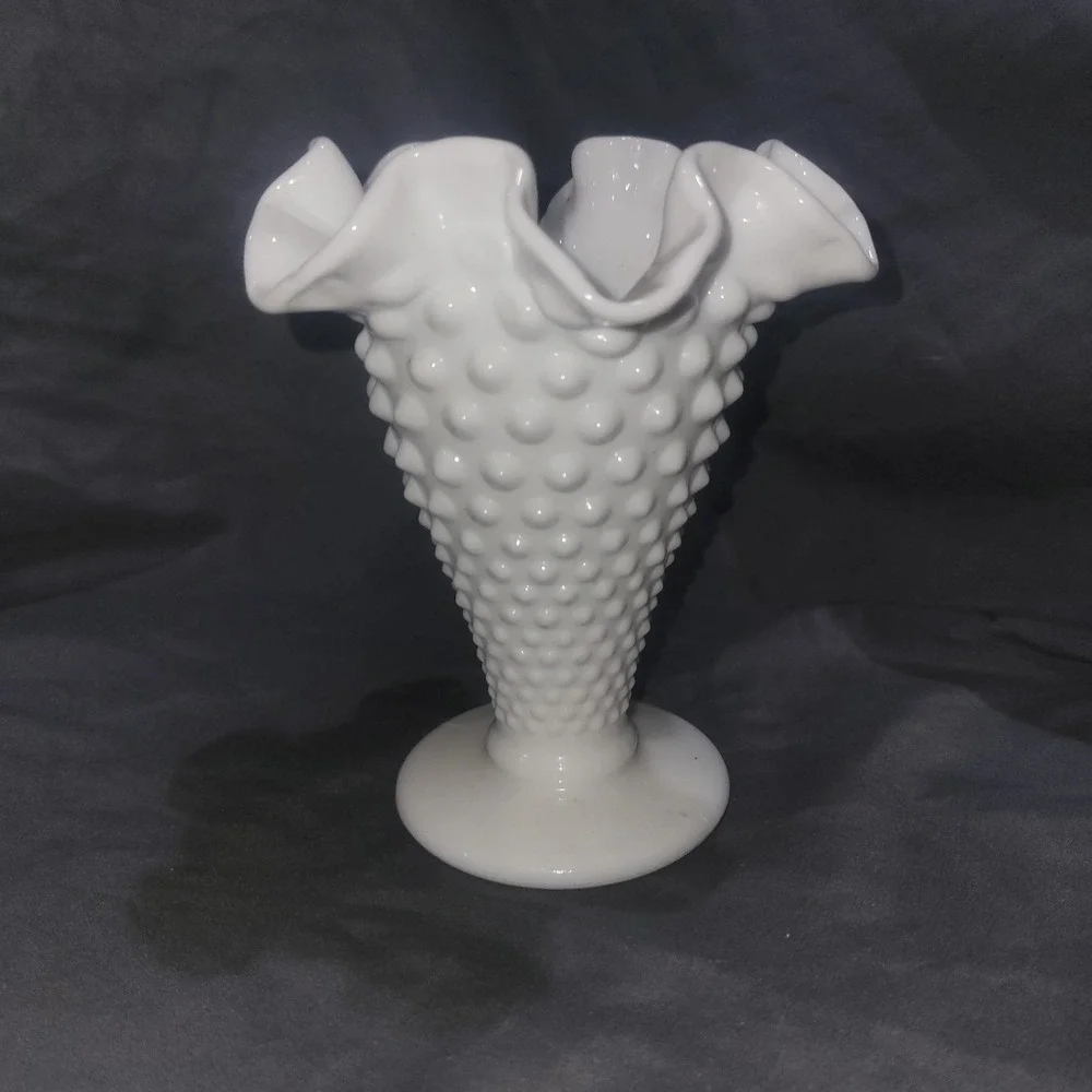VTG Fenton Hobnail Milk Glass Trumpet Vase Ruffled Edge 8